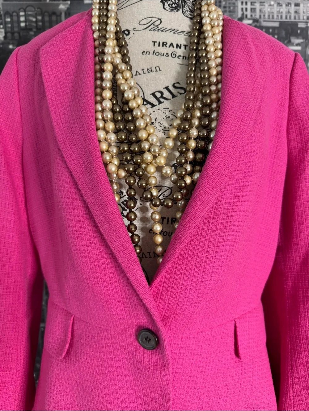 Ann Taylor Textured Blazer in Vibrant Hot Pink - Picture 3 of 11